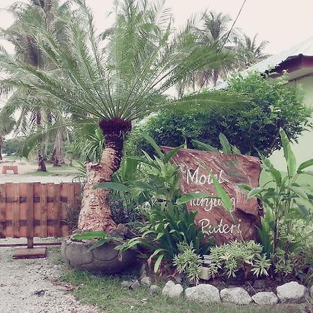 Motel Tanjung Puteri Pasir Hitam Exterior foto